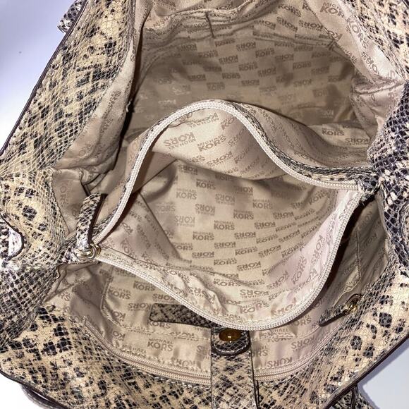 Michael Kors, large tan and black animal print shoulder bag - Picture 12 of 14